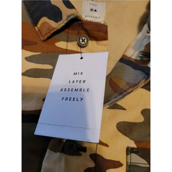 Free Assembly Jacket Boys Size XXL (18) Patchwork Camo Chore Jacket New With Tag - Picture 5 of 10